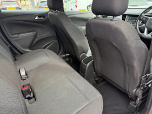 2019 Vauxhall Crossland X 1.2 Se SUV 5dr Petrol Manual Euro 6 (83 Ps) in White — image 6