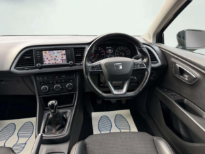 2015 SEAT Leon 1.4 Ecotsi Fr Sport Coupe Euro 6 (s/s) 3dr in Black — image 4