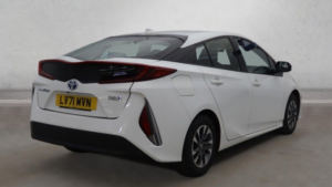 2021 Toyota Prius 1.8 Vvt 8.8kwh Business Edition Plus Hatchback 5dr Petrol Plug-In Hybrid CVT Euro 6 (s/s) (122 Ps) in White — image 6