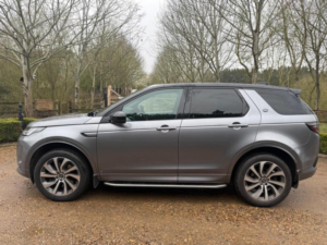 2020 Land Rover Discovery Sport 2.0 D240 Mhev R-Dynamic Hse Auto 4WD Euro 6 (s/s) 5dr in Grey — image 5