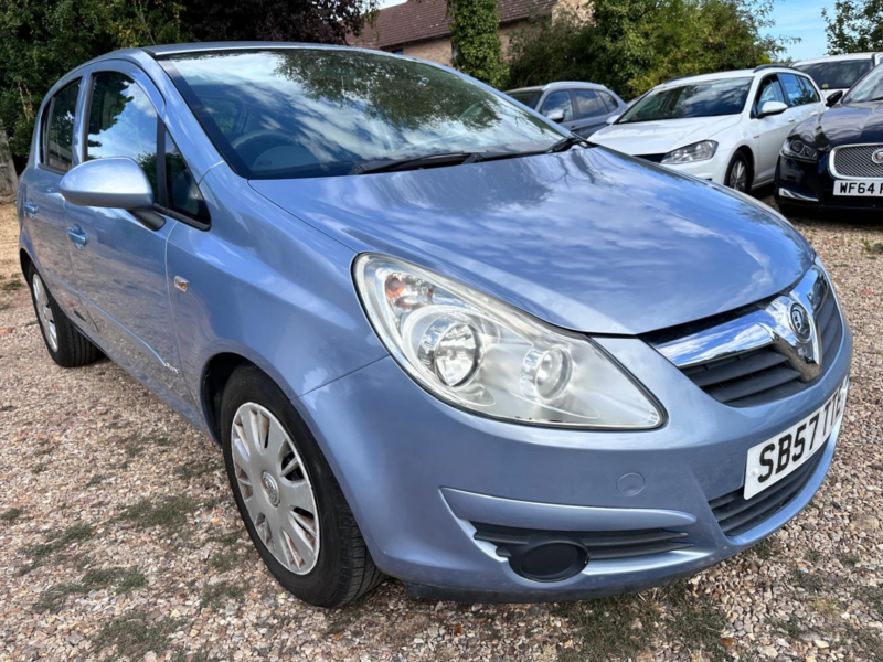 2007 Vauxhall Corsa 1.4 I 16v Club in Blue — image 1