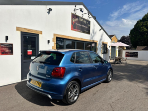 2015 Volkswagen Polo 1.0 Tsi Bluemotion Tech R-Line Euro 6 (s/s) 5dr in Blue — image 5