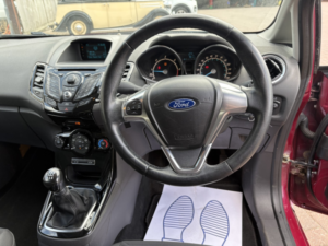 2014 Ford Fiesta 1.6 Tdci Econetic Zetec in Red — image 6