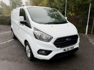 2022 Ford Transit Custom 2.0 Transit Custom Limited Van 300 L2 2.0l Ecoblue 130ps Fwd 6 Speed Manual in White — image 4