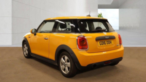 2016 MINI Hatch 1.2 One Euro 6 (s/s) 3dr in Orange — image 3