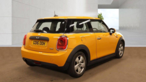 2016 MINI Hatch 1.2 One Euro 6 (s/s) 3dr in Orange — image 4