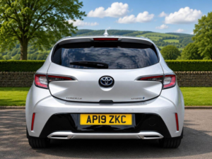 2019 Toyota Corolla 2.0 Vvt-H Excel CVT Euro 6 (s/s) 5dr in Silver — image 6