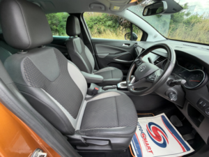 2018 Vauxhall Crossland X 1.2 Turbo Gpf Elite Nav SUV 5dr Petrol Auto Euro 6 (s/s) (110 Ps) in Orange — image 4