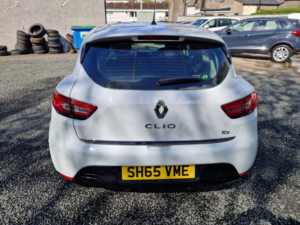 2015 Renault Clio 0.9 Dynamique Nav Tce 90 in White — image 6