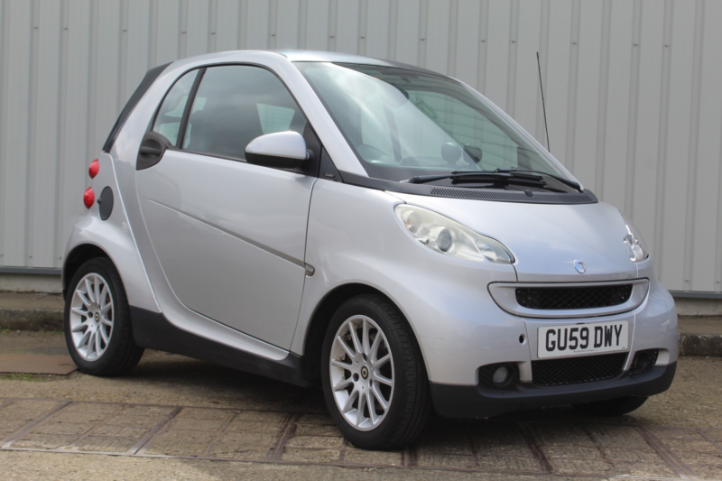 2009 Smart Fortwo 0.8 Cdi Passion in Silver — image 1
