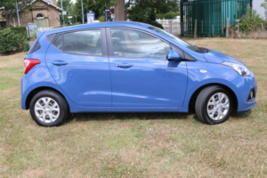 2014 Hyundai I10 1.0 Se in Blue — image 2