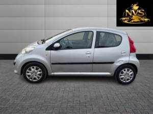 2008 Peugeot 107 1.0 12v Urban Move in Silver — image 4