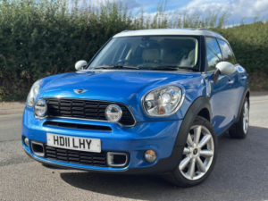 2011 MINI Countryman 1.6 Cooper S All4 Euro 5 (s/s) 5dr in Blue — image 2