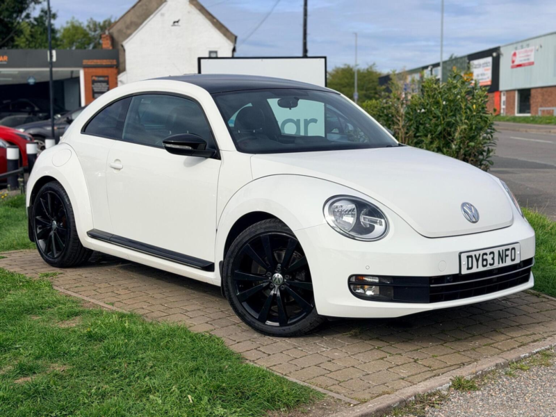 2013 Volkswagen Beetle 2.0 Tdi Sport Euro 5 3dr in White — image 1