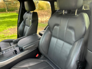 2013 Land Rover Range Rover Sport 3.0 Sd V6 Hse in Black — image 2