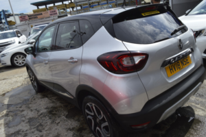 2018 Renault Captur 0.9 Dynamique S Nav Tce 90 in Silver — image 4