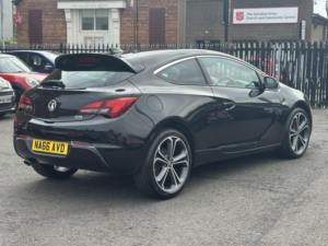 2016 Vauxhall Astra Gtc 1.4i Turbo Limited Edition Euro 6 (s/s) 3dr in Black — image 3