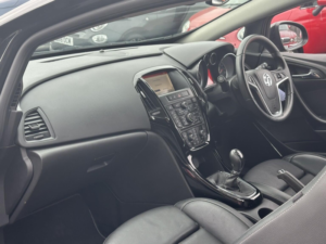2016 Vauxhall Astra Gtc 1.4i Turbo Limited Edition Euro 6 (s/s) 3dr in Black — image 6
