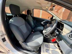 2014 Ford Ka 1.2 Zetec Euro 5 (s/s) 3dr in Silver — image 3