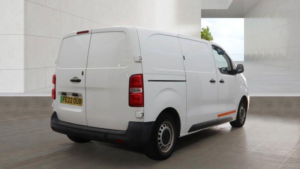 2022 Vauxhall Vivaro Electric 3100 75kwh Dynamic Auto L1 H1 6dr (7.4kw Charger) in White — image 6