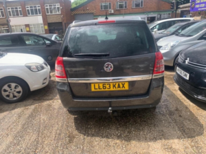 2013 Vauxhall Zafira 1.7 Cdti Ecoflex Design Euro 5 5dr (snav) in Grey — image 6
