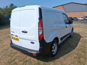 2020 Ford Transit Connect 1.5 200 Ecoblue Leader Panel Van 5dr Diesel Manual L1 Euro 6 (s/s) (100 Ps) in White — image 5