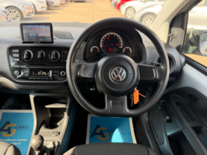 2012 Volkswagen Up! 1.0 Take Up! Euro 5 5dr in Silver — image 3