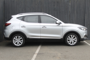 2019 MG MG Zs 1.0 T-Gdi Excite in Silver — image 4