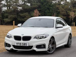 2019 BMW 2 Series 2.0 220i Gpf M Sport Auto Euro 6 (s/s) 2dr in White — image 2