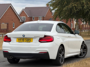 2019 BMW 2 Series 2.0 220i Gpf M Sport Auto Euro 6 (s/s) 2dr in White — image 3