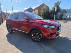 2023 MG MG Zs 1.0 T-Gdi Exclusive Auto Euro 6 5dr in Red — image 5