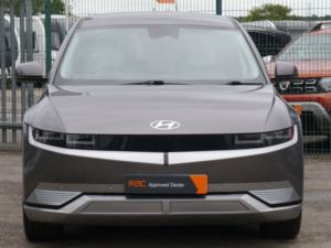 2022 Hyundai Ioniq 5 73kwh Ultimate Hatchback 5dr Electric Auto AWD (305 Ps) in Grey — image 6