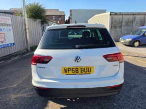 2018 Volkswagen Tiguan 2.0 Tdi Se Navigation DSG 4motion Euro 6 (s/s) 5dr in White — image 5