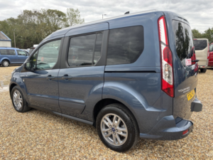2021 Ford Tourneo Connect Wheelchair Accessible Vehicle Wav Titanium Tourneo Connect 1.5l Ecoblue 120ps in Blue — image 5
