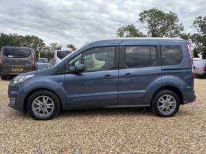 2021 Ford Tourneo Connect Wheelchair Accessible Vehicle Wav Titanium Tourneo Connect 1.5l Ecoblue 120ps in Blue — image 6