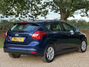 2012 Ford Focus 1.6 Edge in Blue — image 5