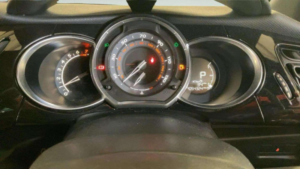 2015 Citroen Ds3 1.6 Vti Dstyle Auto Euro 5 3dr in Black — image 5