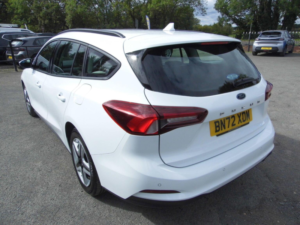 2022 Ford Focus 1.5 Ecoblue Zetec Euro 6 (s/s) 5dr in White — image 4