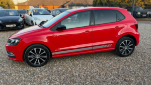 2016 Volkswagen Polo 1.2 Tsi Bluemotion Tech Se Design DSG Euro 6 (s/s) 5dr in Red — image 4