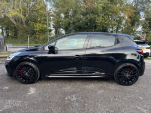 2017 Renault Clio 1.6 Renaultsport Nav 220 Trophy Auto in Black — image 6