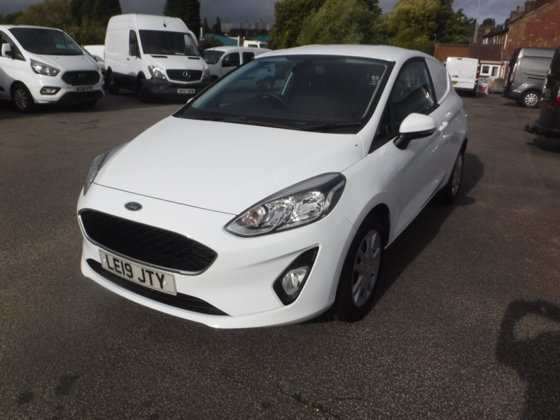 2019 Ford Fiesta Van 1.5 Tdci in White — image 1