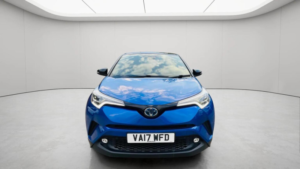 2017 Toyota C-Hr 1.8 Vvt-H Dynamic CVT Euro 6 (s/s) 5dr in Blue — image 3