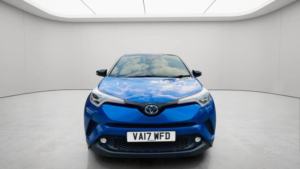 2017 Toyota C-Hr 1.8 Vvt-H Dynamic CVT Euro 6 (s/s) 5dr in Blue — image 5