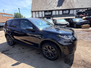 2018 Land Rover Discovery Sport Td4 Landmark in Black — image 4