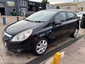 2009 Vauxhall Corsa 1.4i 16v Design 5dr (a/c) in Black — image 3