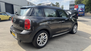 2014 MINI Countryman 1.6 Cooper All4 Countryman Grey 5dr Part Leather+cruise+7 Stamps in Grey — image 4