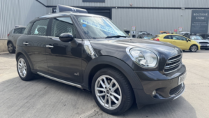 2014 MINI Countryman 1.6 Cooper All4 Countryman Grey 5dr Part Leather+cruise+7 Stamps in Grey — image 6