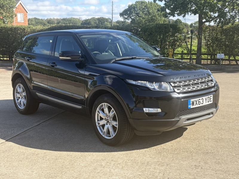 2013 Land Rover Range Rover Evoque 2.2 Sd4 Pure in Black — image 1