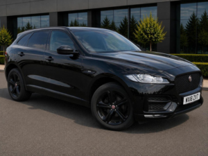2018 Jaguar F-Pace 2.0 D240 R-Sport Auto AWD Euro 6 (s/s) 5dr in Black — image 3