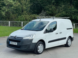 2018 Citroen Berlingo 1.6 Bluehdi 625 Enterprise L1 5dr in White — image 3